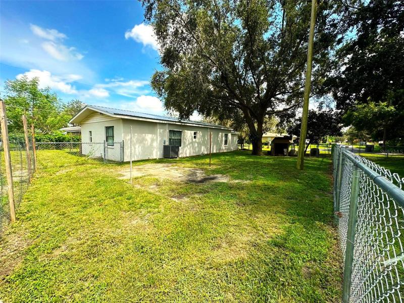 Side yard