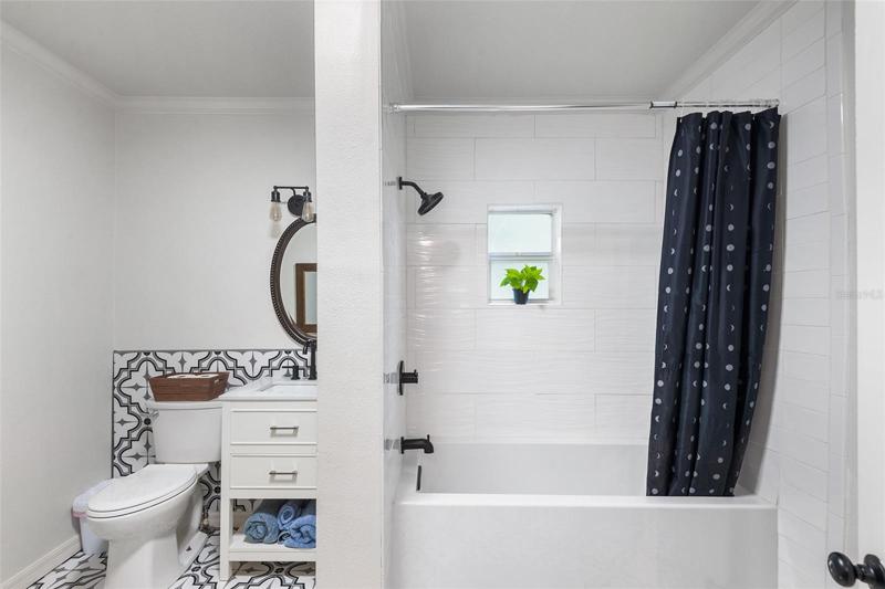 2nd Bathroom
