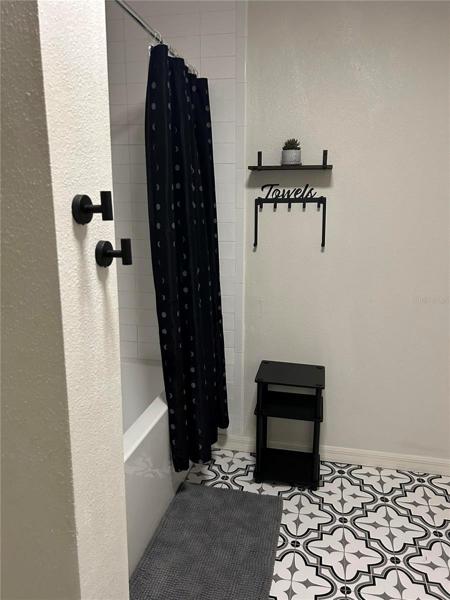 2nd Bathroom