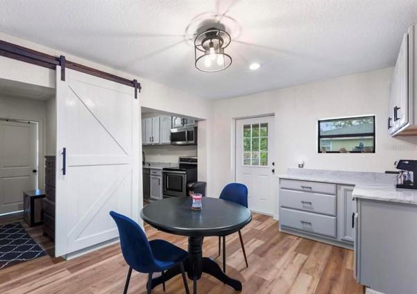 Dining room & Kitchen combo