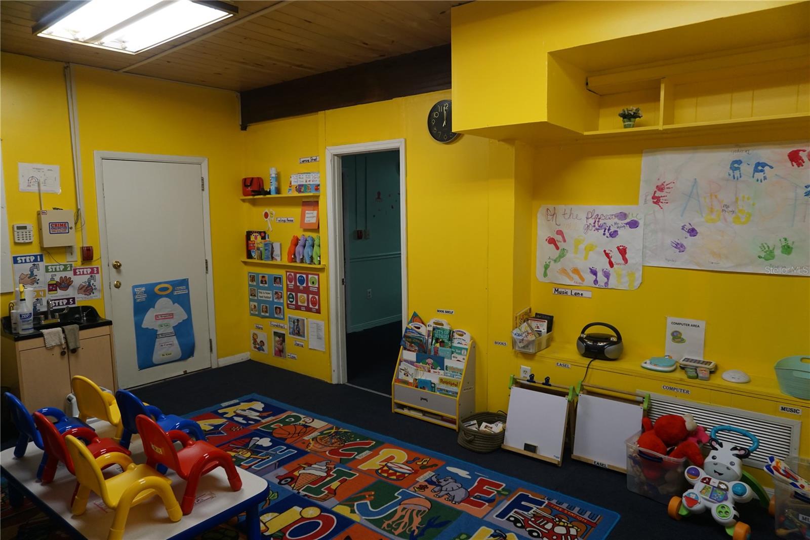 2500 NE 15th Street Day care area 4
