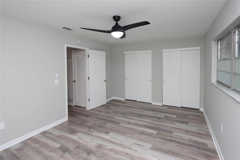 2 Wall Closets