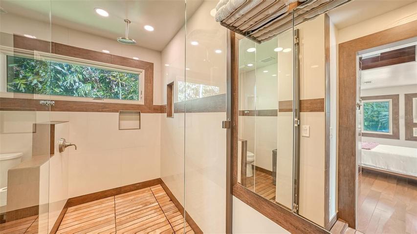 The "Main House" has a separate "Studio" that is a guest suite