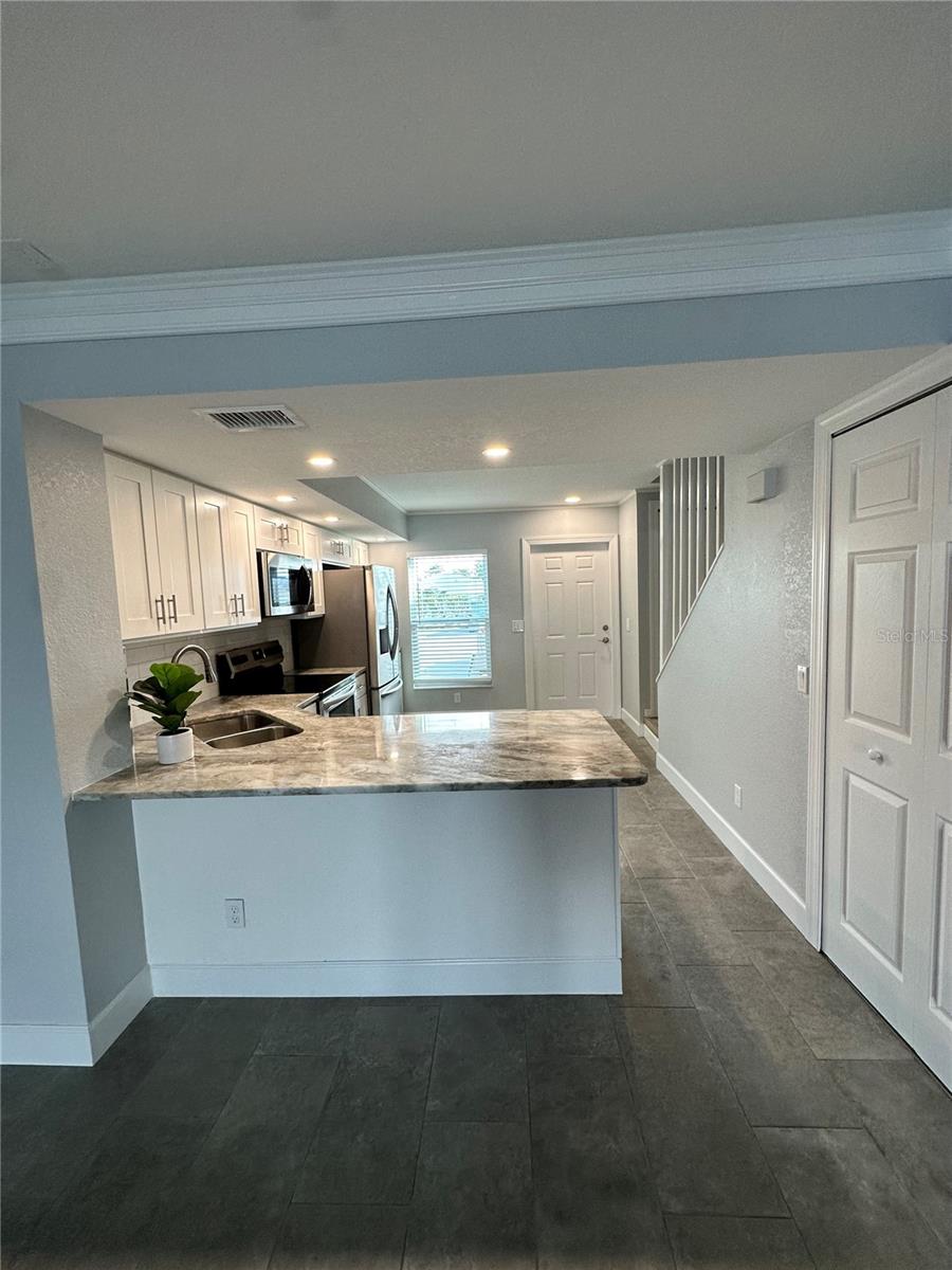 Breakfast bar