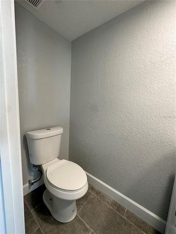 1st floor 1/2 bath