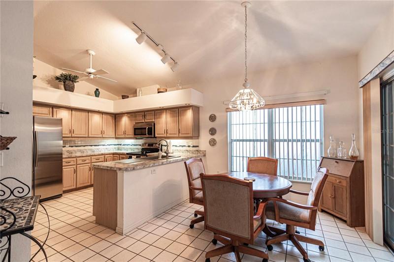 Kitchen with nook