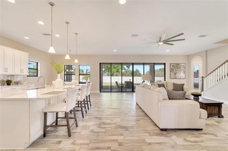 Kitchen/Living Room