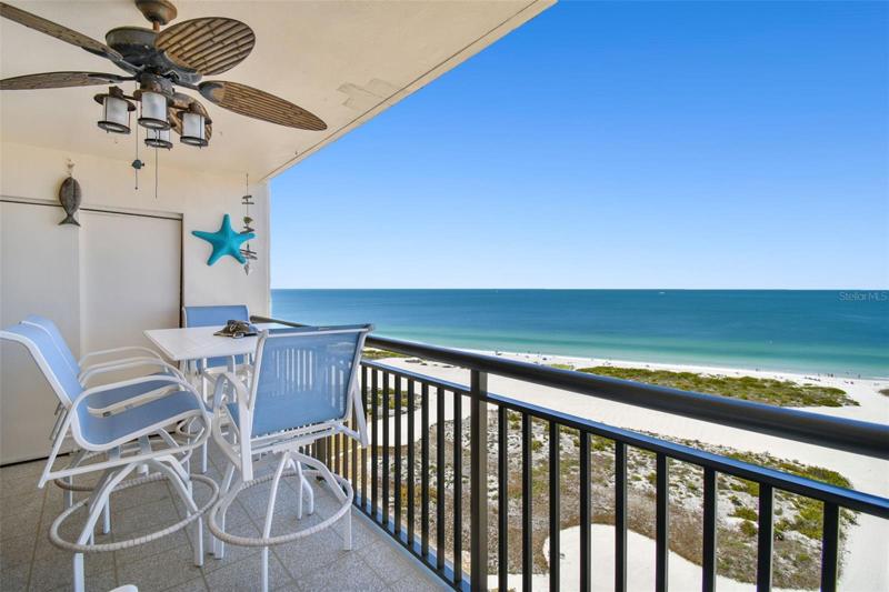 Expansive Water View!