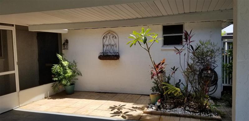 carpot patio