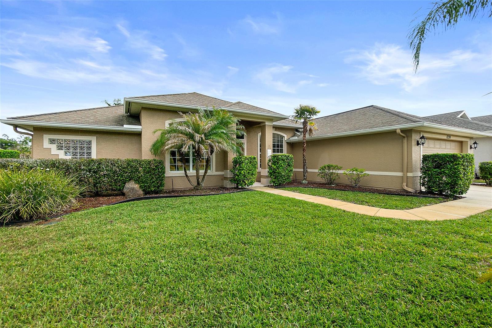 Front Yard w/lush grass &amp; Landscaping