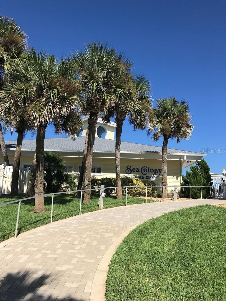 entry way to clubhouse