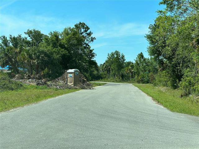 Looking Northwest towards Ramblewood St.