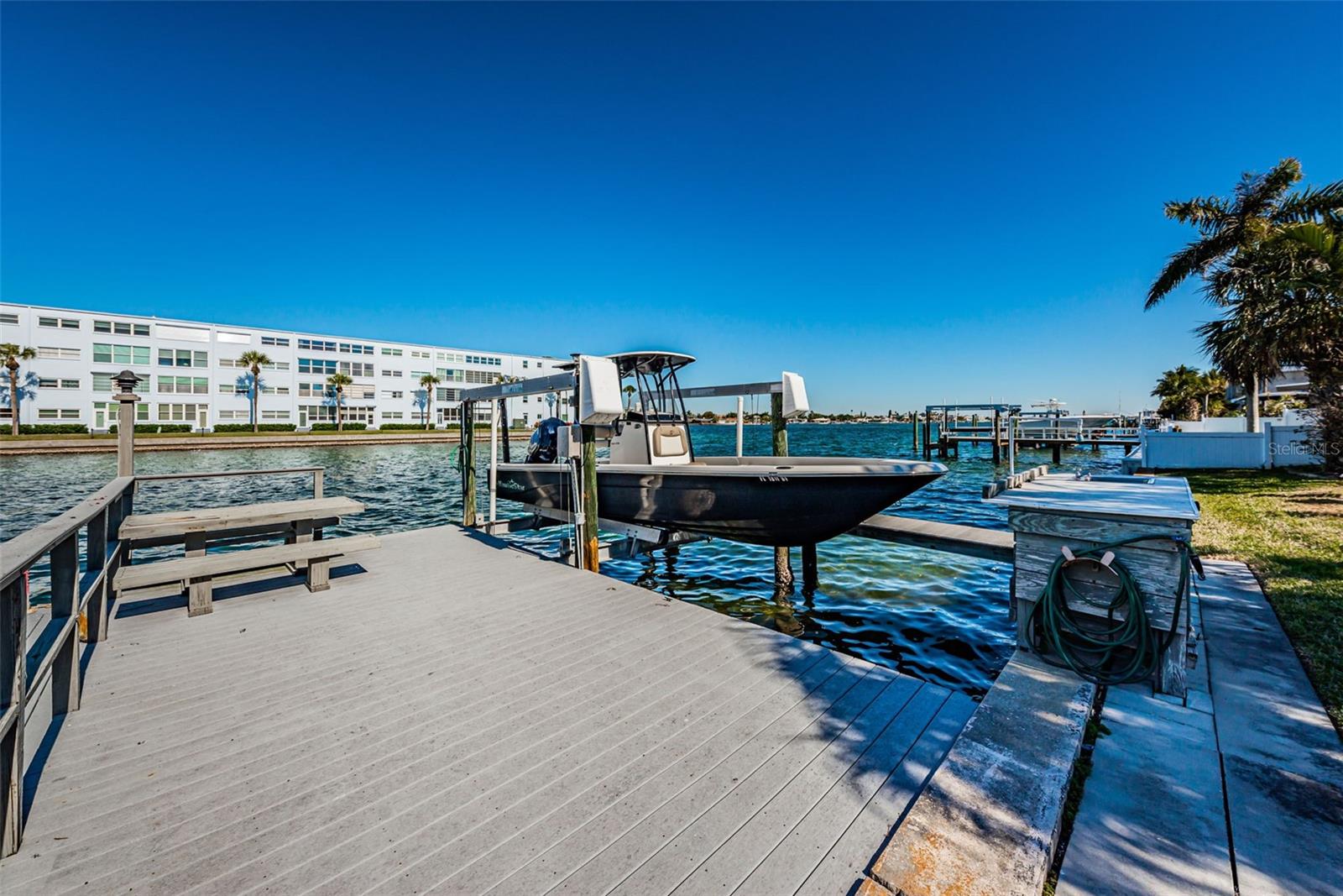 Dock and Lift
