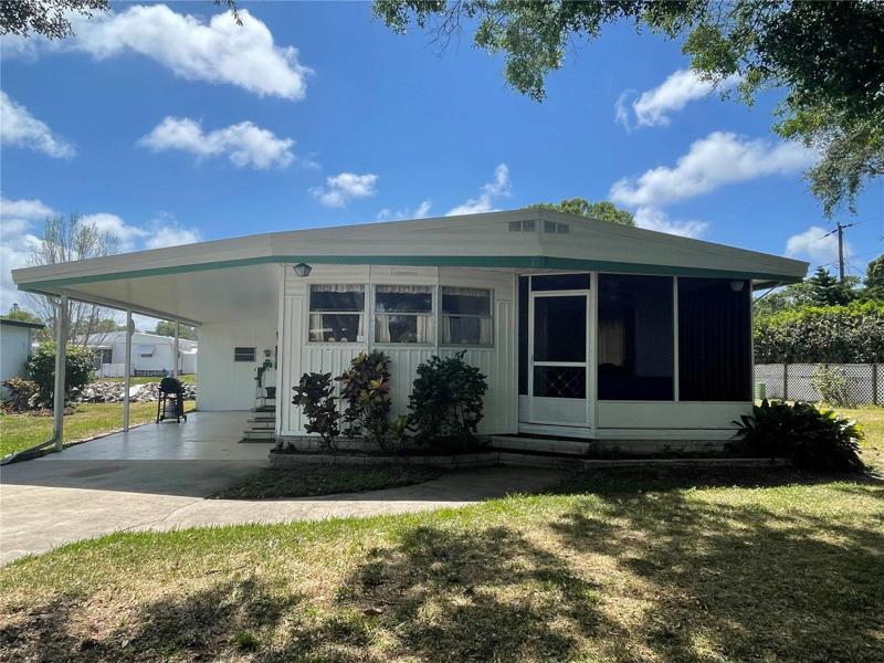 Country Park 2 bed 2 bath home