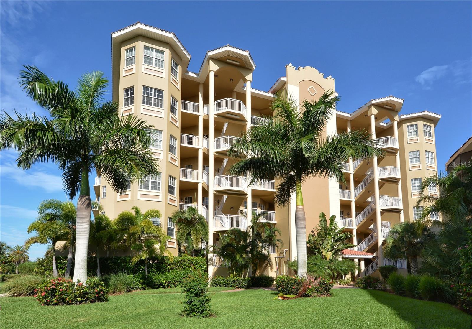 View 6100 Blackburn Harbor Drive from S.E.