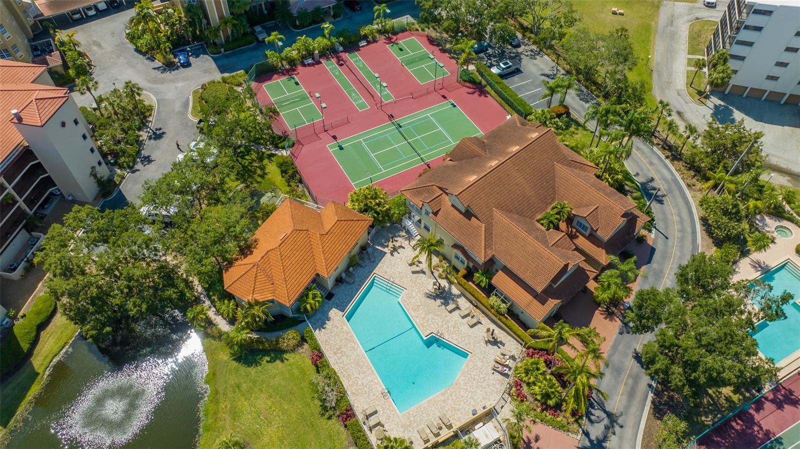 Overview Jessie Harbor amenities: pool, tennis, pickleball and clubhouse