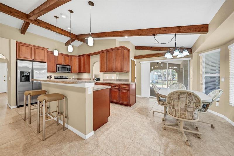 ADDITIONAL EATING AREA