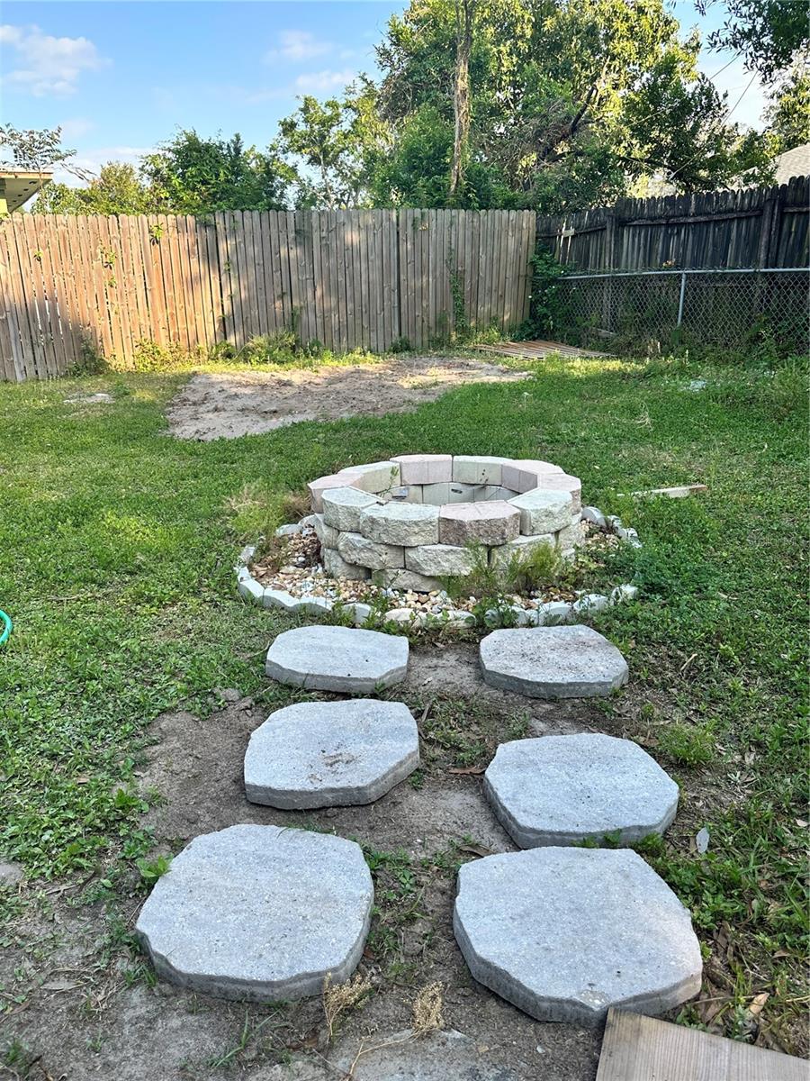 Fire pit
