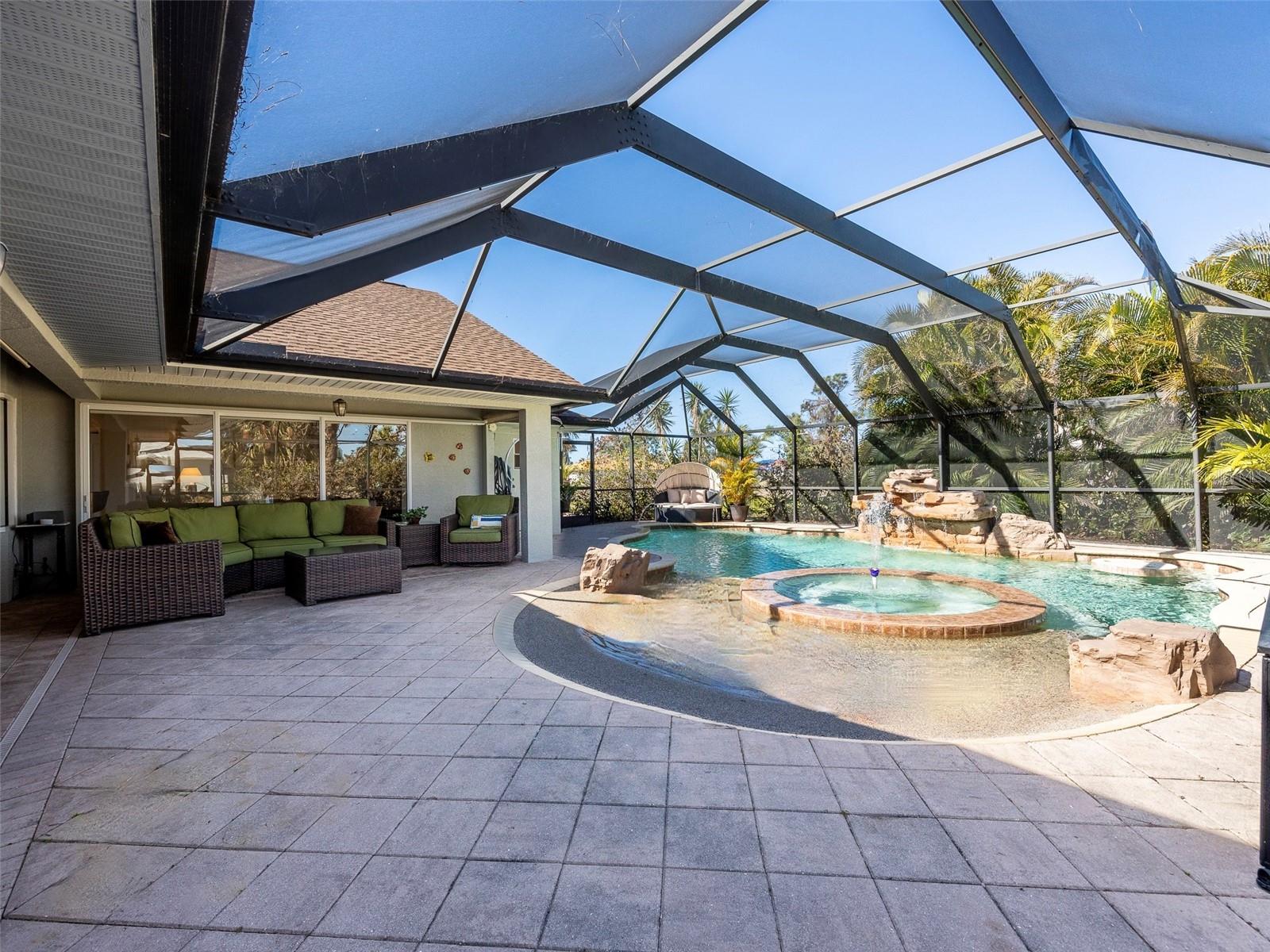 Large Paver Lanai/Pool