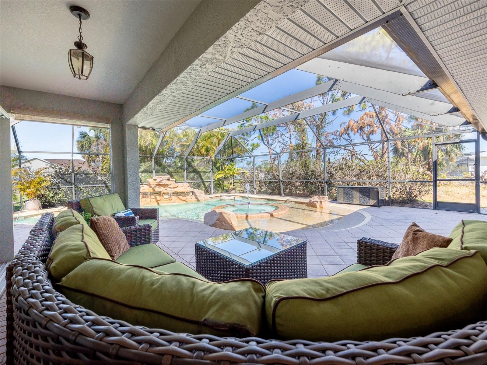 Covered Lanai area