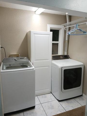 Laundry is also upstairs