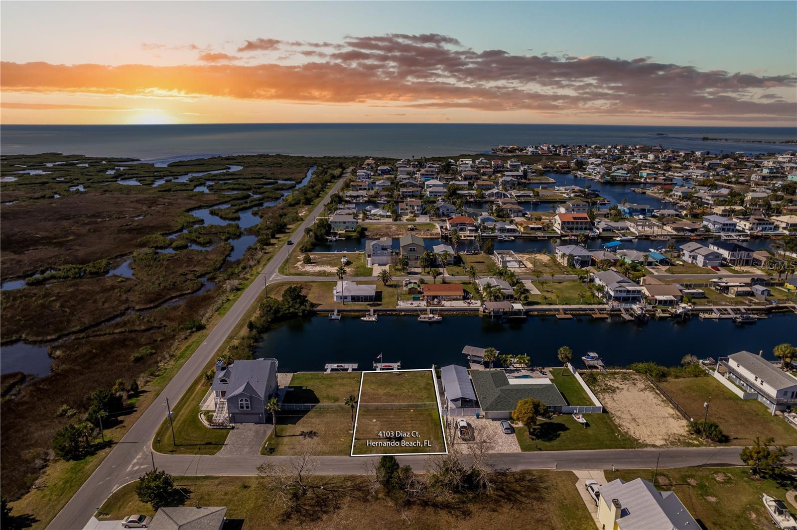 70 x 100 Lot with Back Western Sunsets