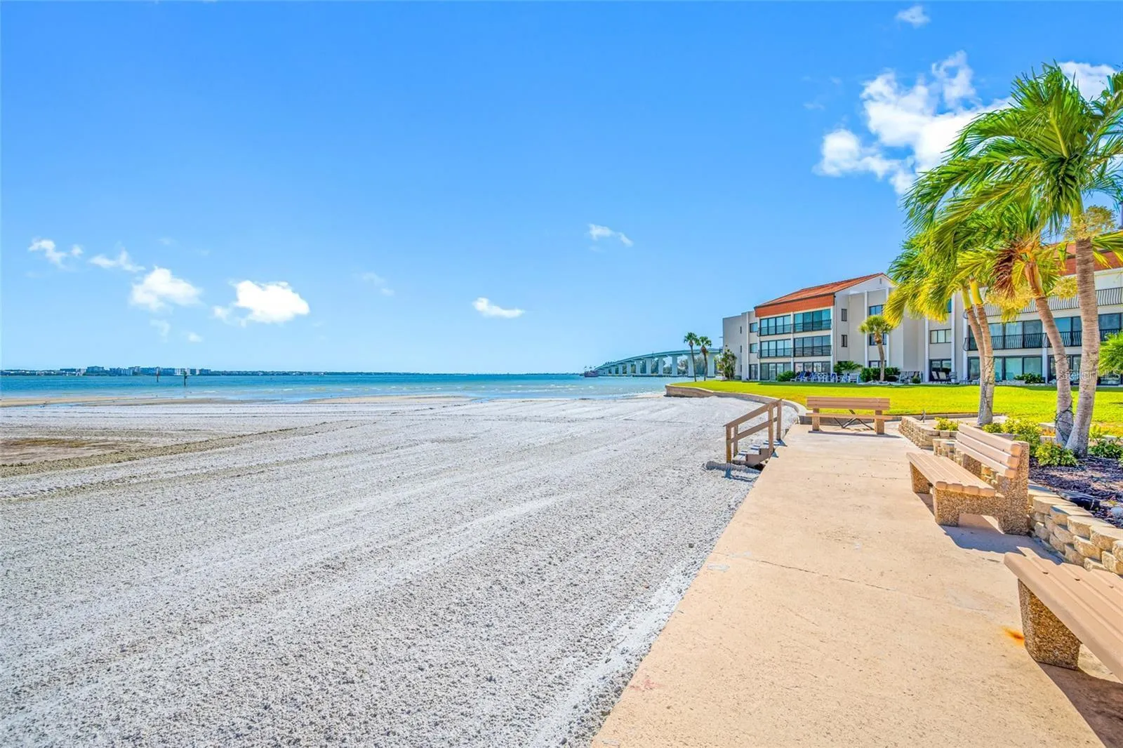 Clearwater, Florida 33767, 2 Bedrooms Bedrooms, 0 ,2 BathroomsBathrooms,Residential Lease,For Rent,GULFVIEW,0,U8195287