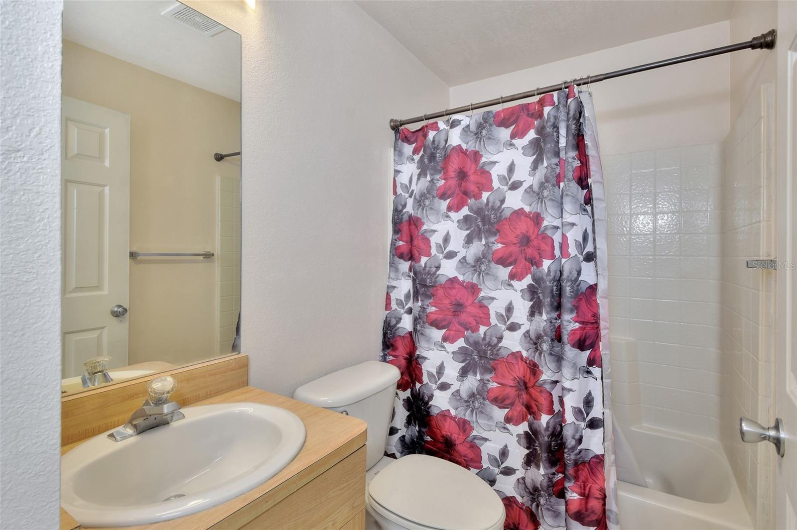 2nd Bathroom