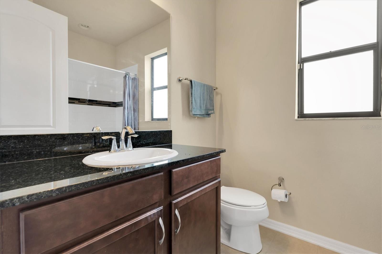 BATH 4 ENSUITE 