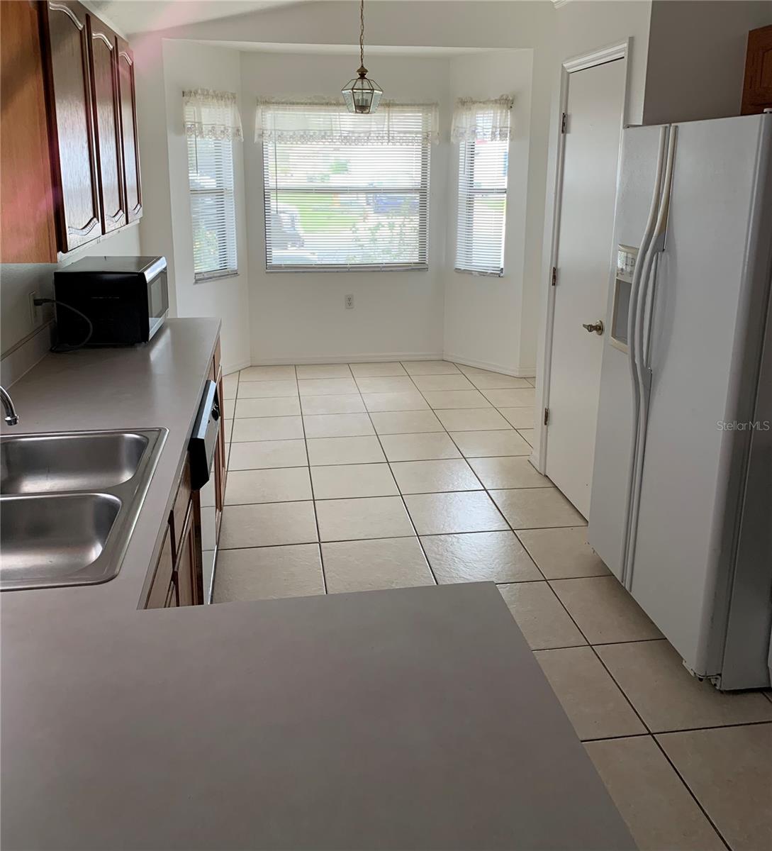 Kitchen/Dining Area