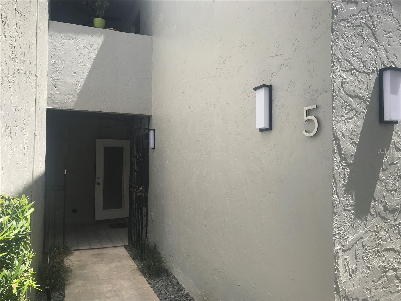 REAR ENTRANCE to #5
