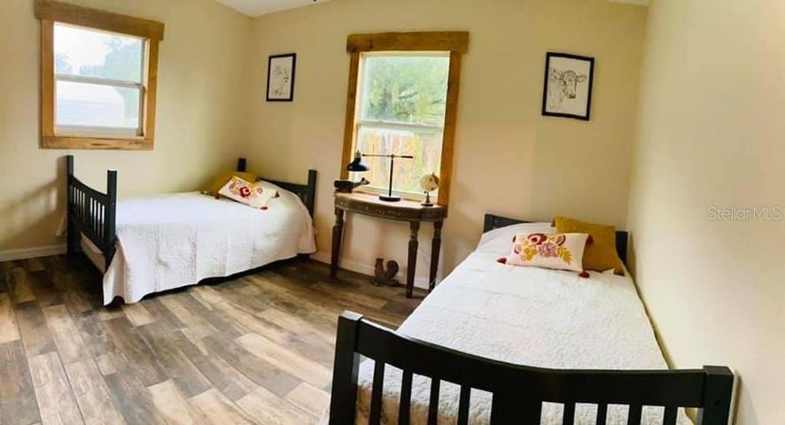 Second bedroom Orange Blossom Cottage (rental)
