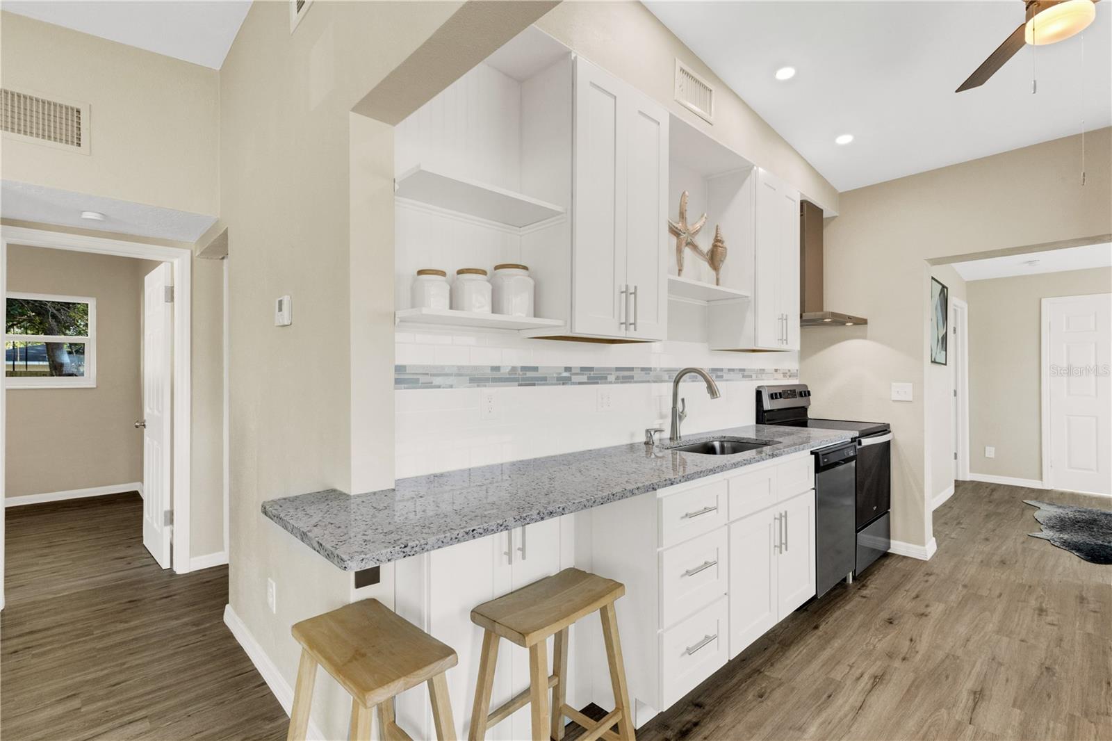 Beautifully updated kitchen with granite countertops
