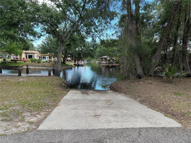 Community boat ramp
