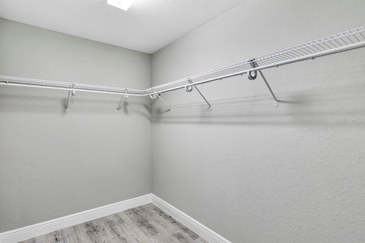Walk in Closet