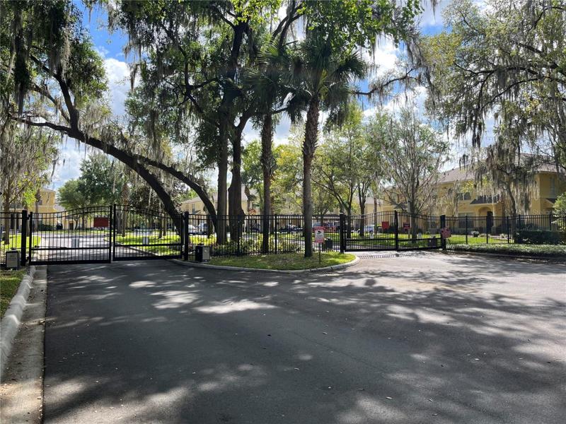 Eiland Park Townhomefront gate