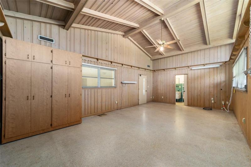 Flex space with private entrance and full bath