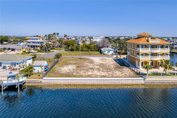 100 Ft 2022 Seawall with 4 ft cap