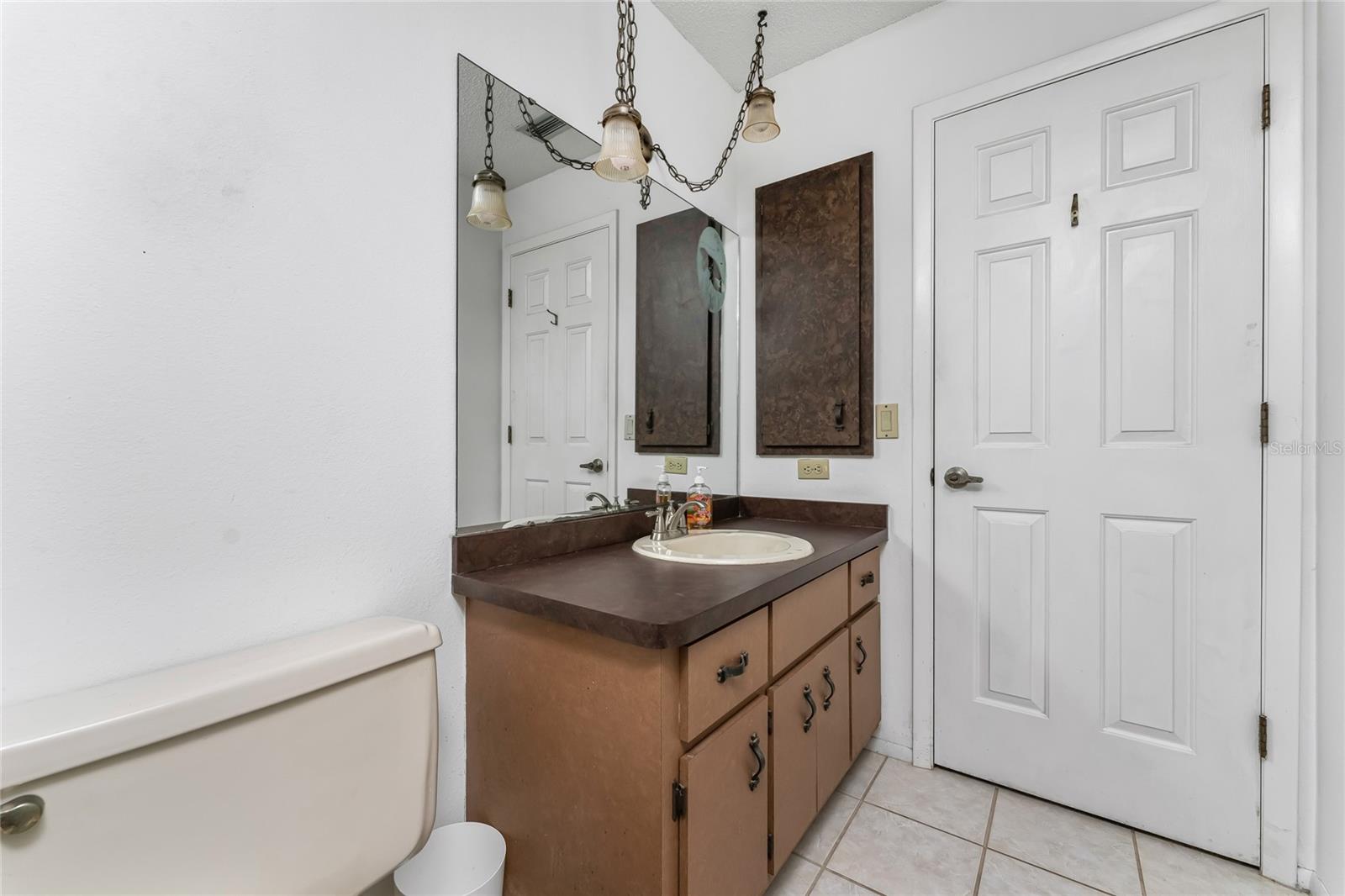 Bath2 vantiy & medicine cabinet