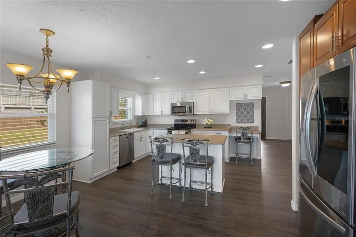 Wet bar off kitchen