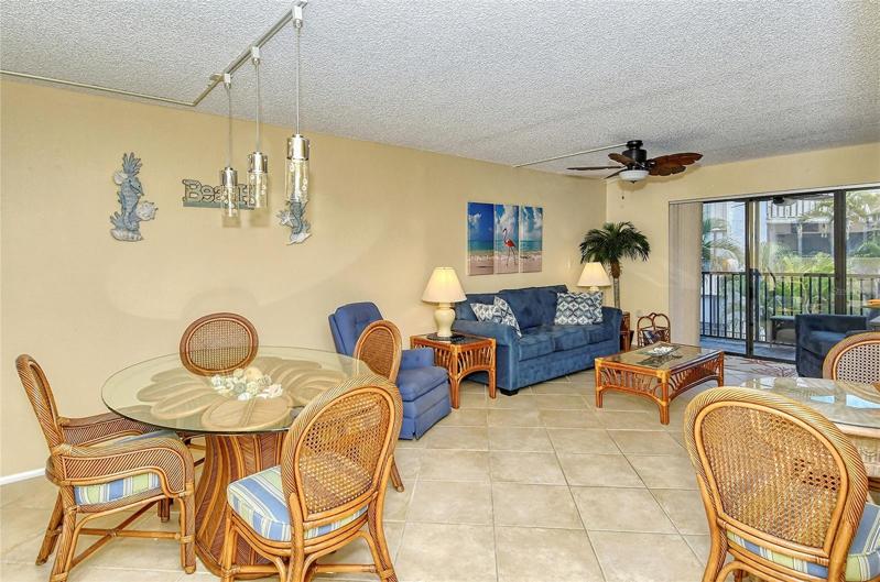 Dining / Living Area