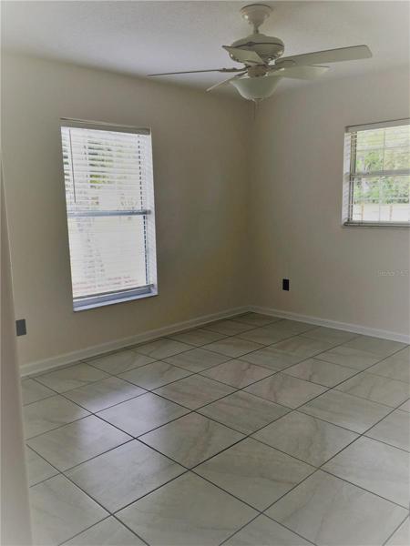 Guest bedroom 1