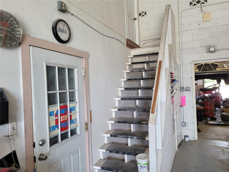 Steps to second level storage area