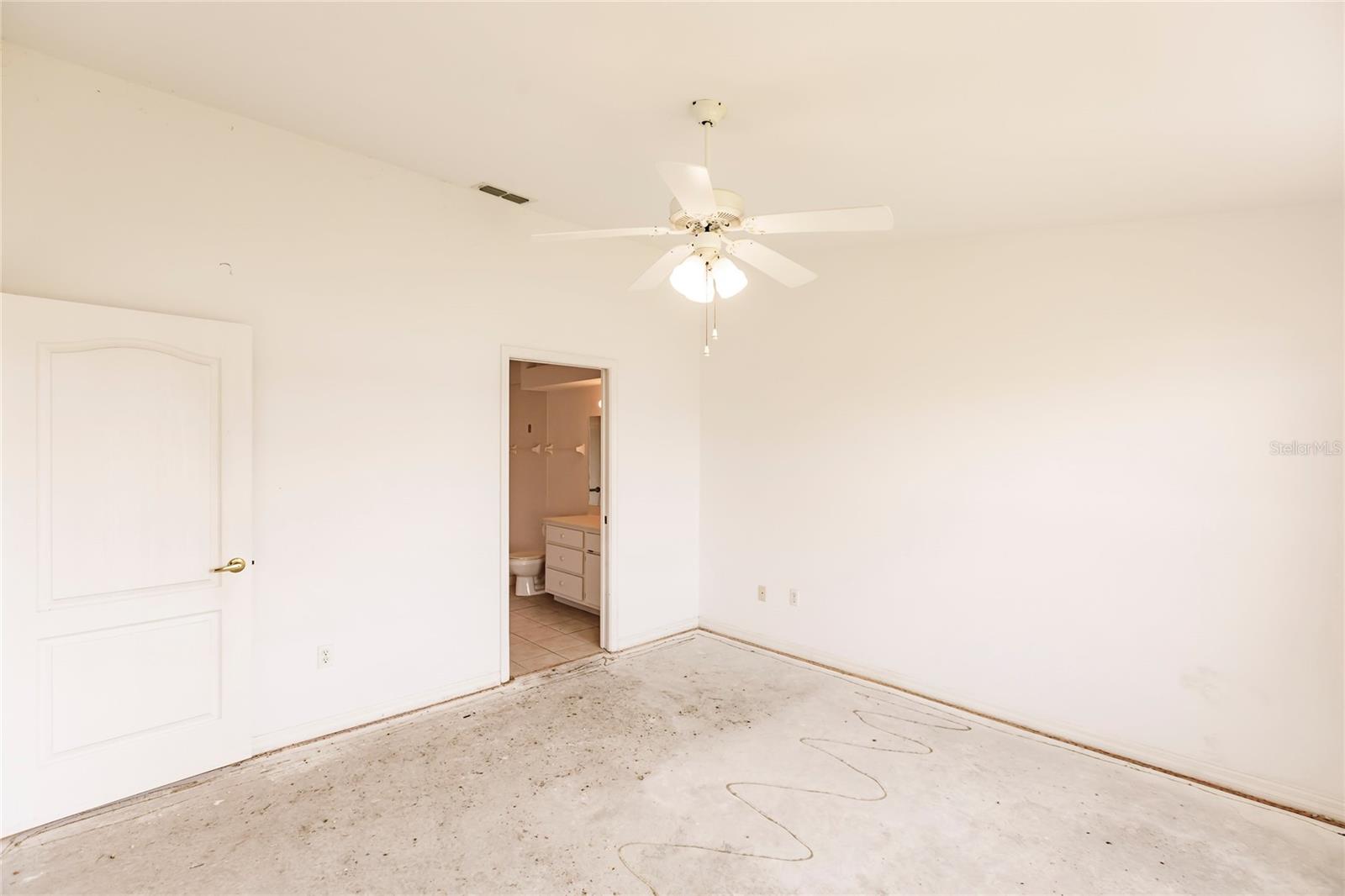 MASTER BEDROOM