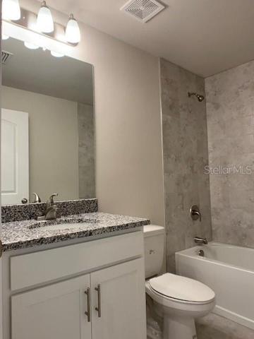 Guest bedroom