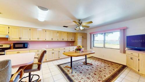 Eat in Dining Room