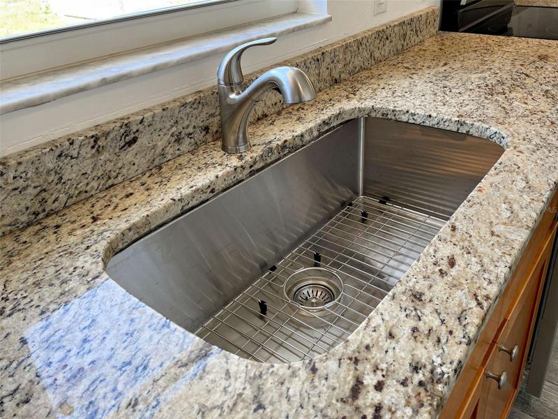 New kitchen sink