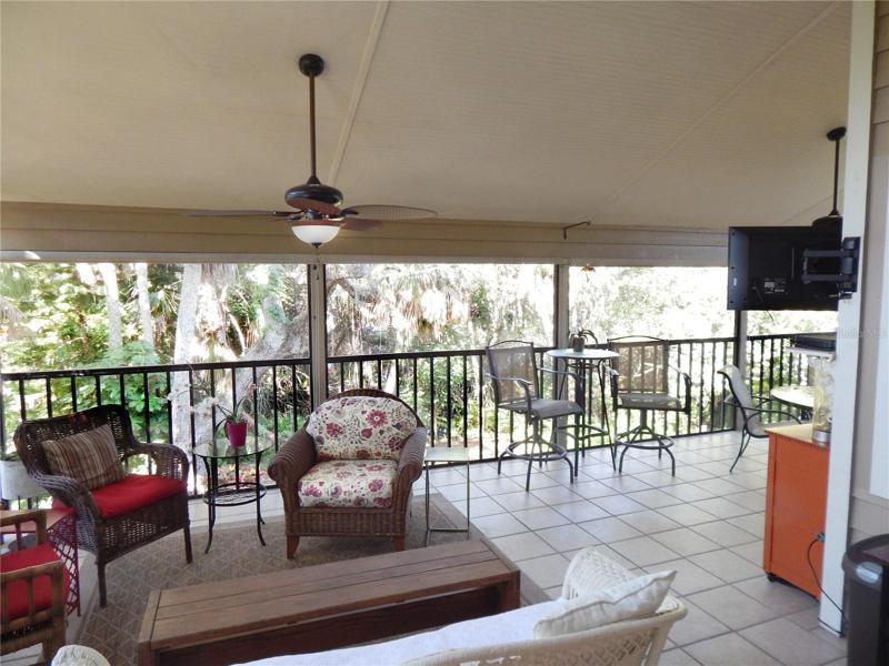 Plenty of space for parties!