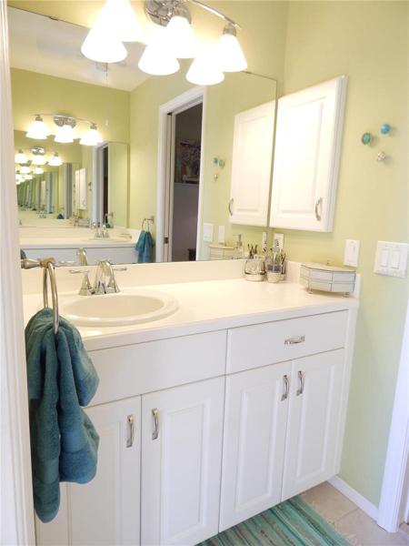 Dual sinks.