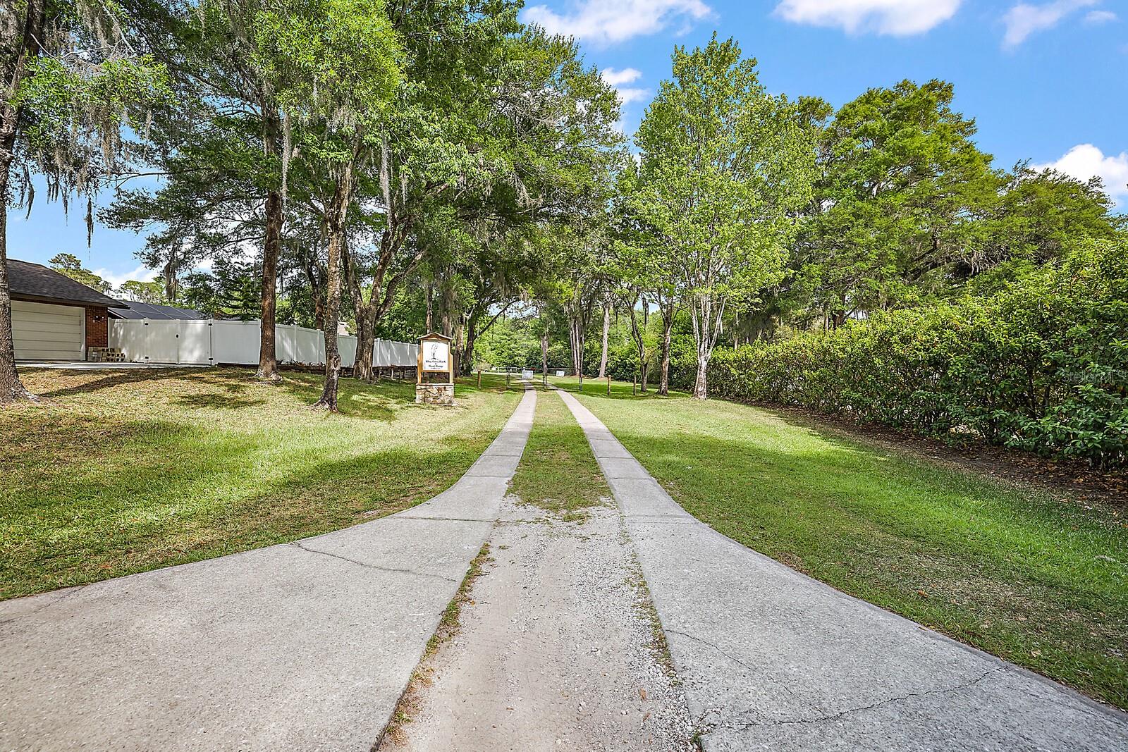 PARK AND BOAT RAMP